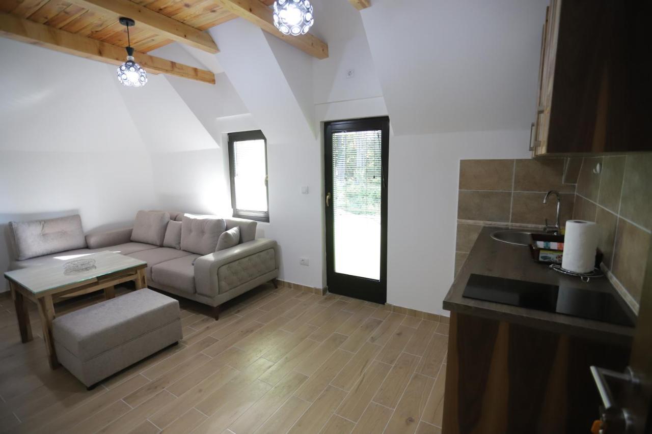 P-Zlatar, Apartman 3 Brdo Exterior photo